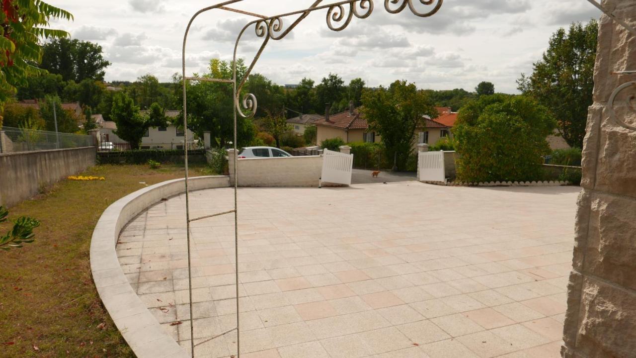 La Maison De Edgar Ruelle-sur-Touvre Екстериор снимка
